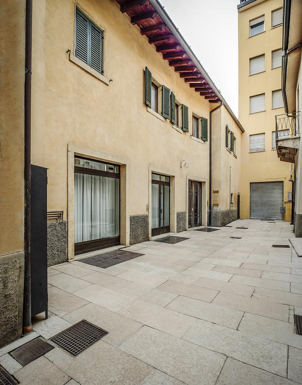 Arena Easy Suites Guesthouse Verona Exterior foto